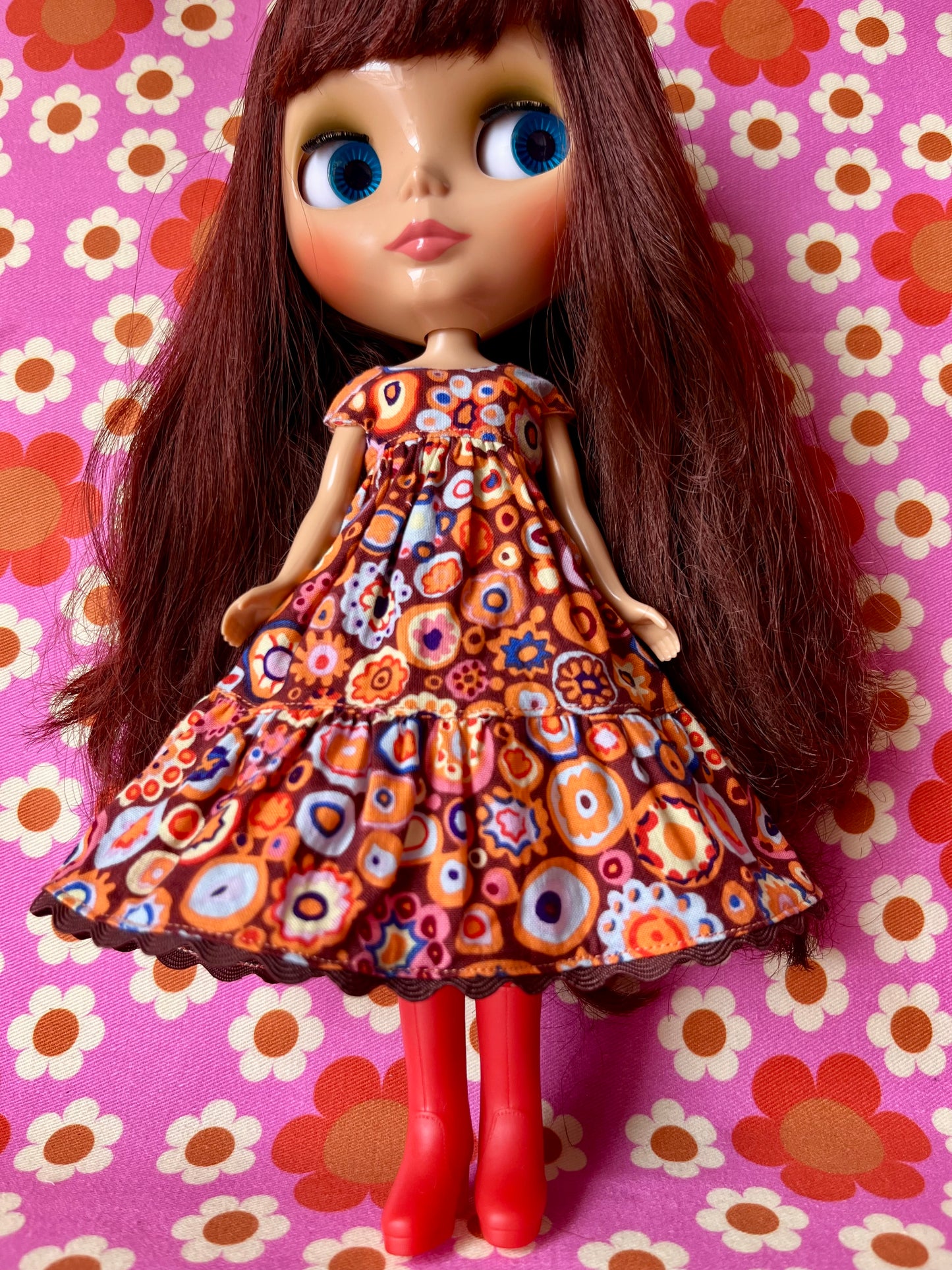 Paperweight Hippie Orange/Brown Dress for Blythe Doll