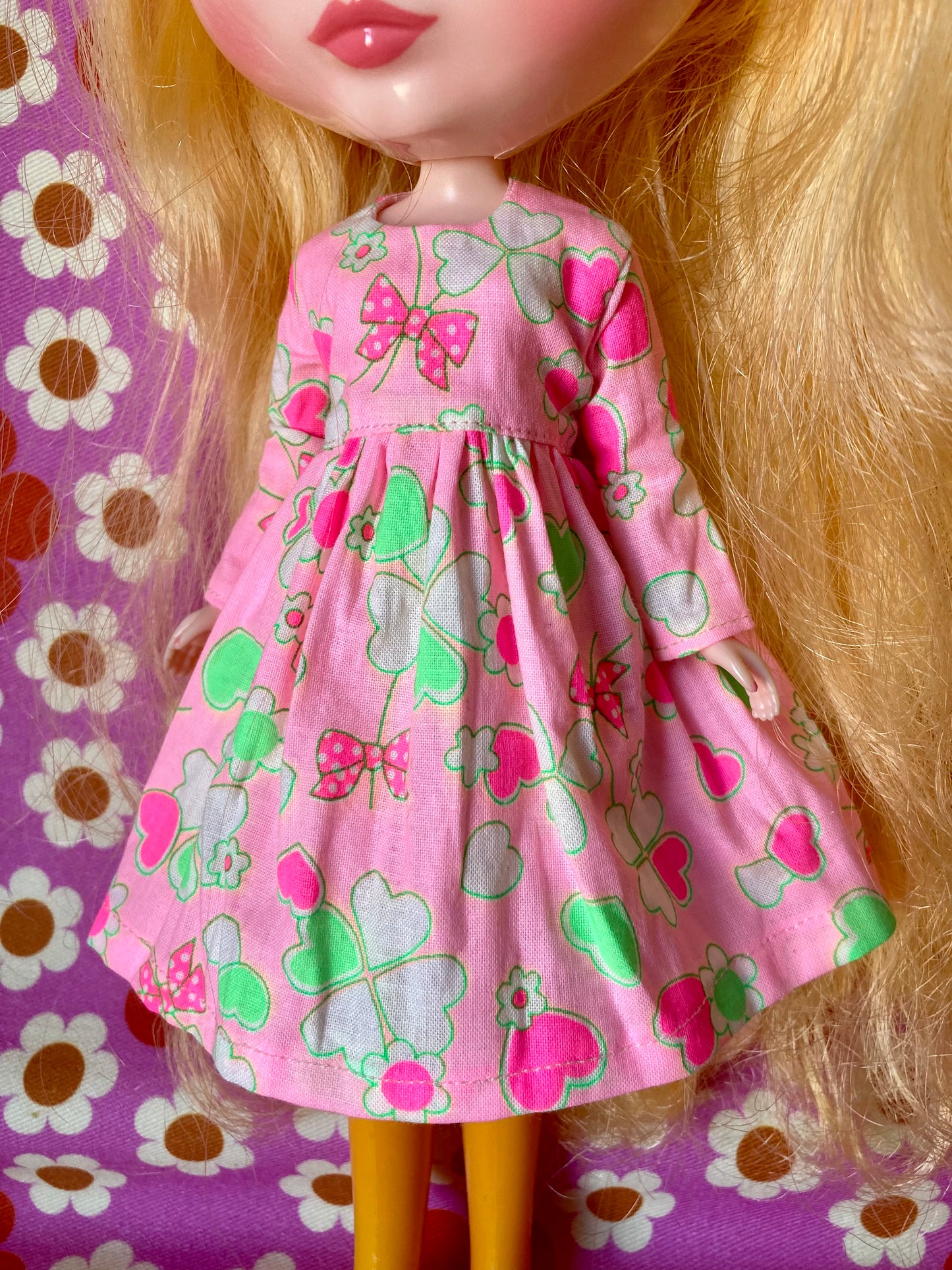 Antique Pink Cute Daisy Clover Dress for Blythe Doll
