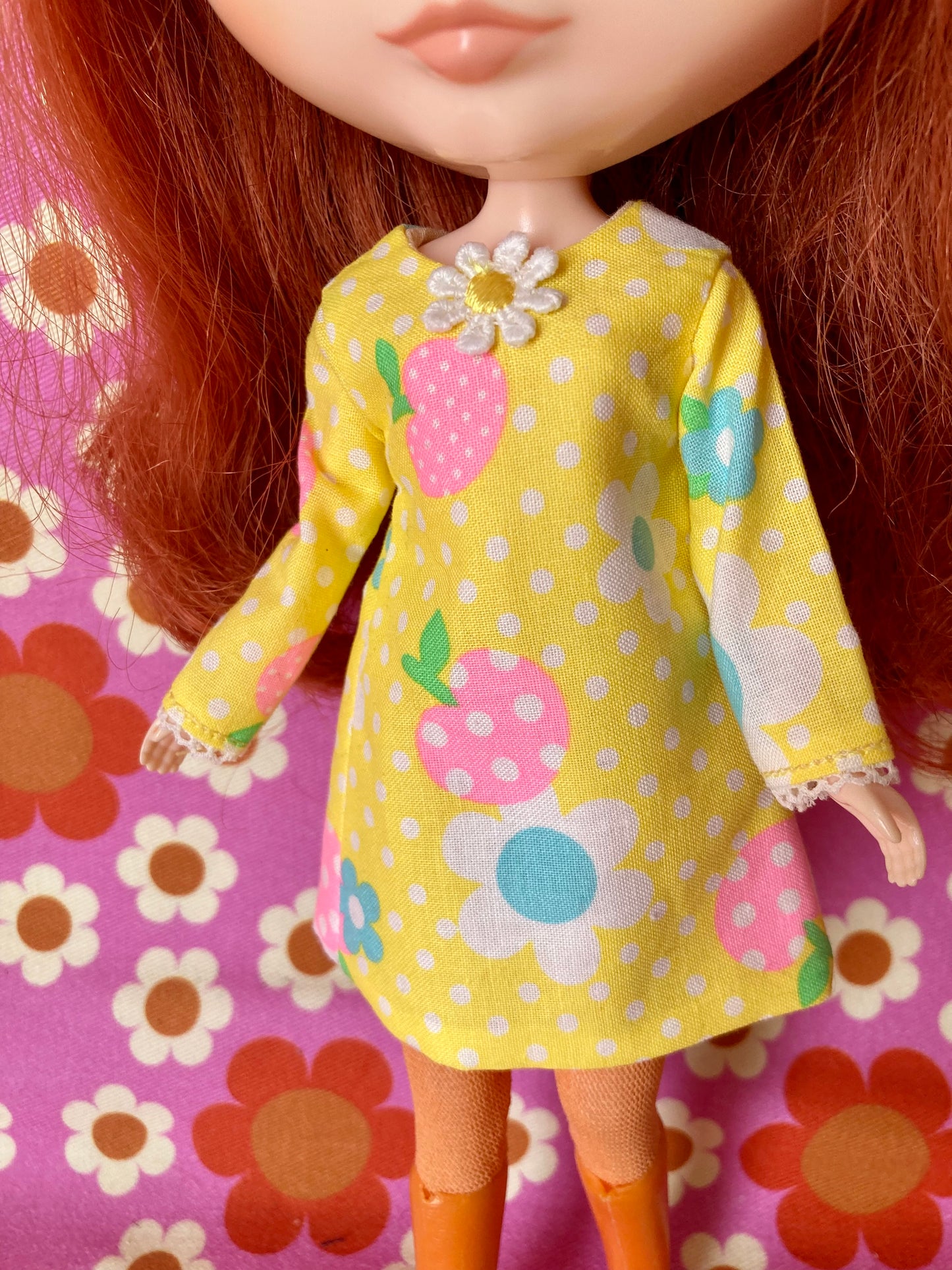 Neon Daisy Mod Shift dress with sleeves