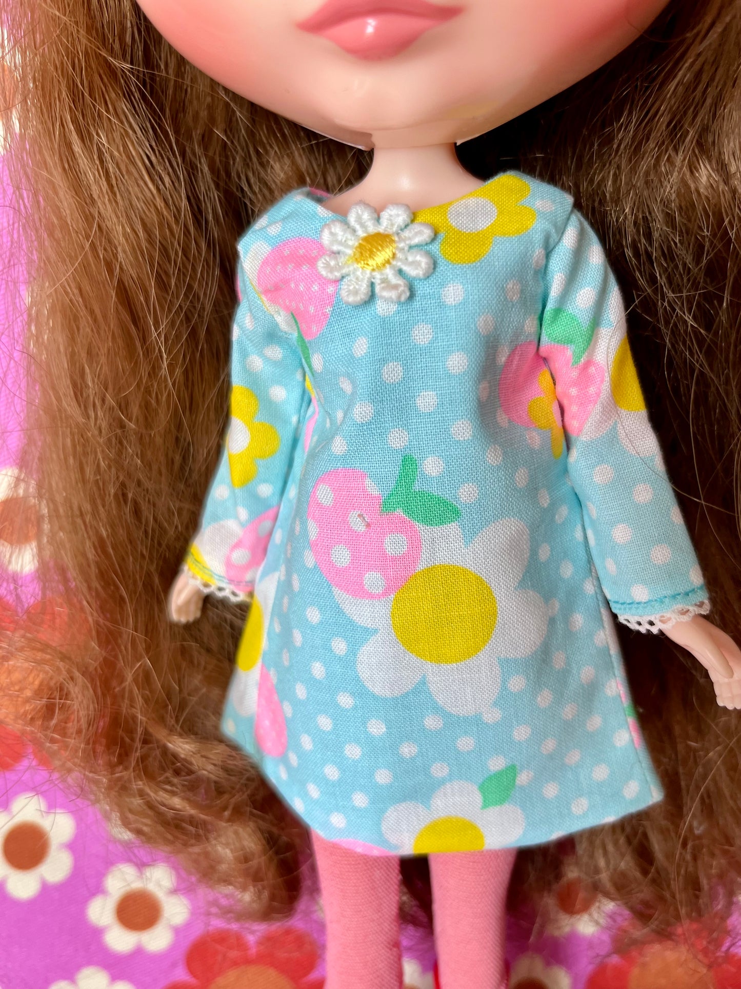 Blue Neon Daisy Mod Shift dress with sleeves