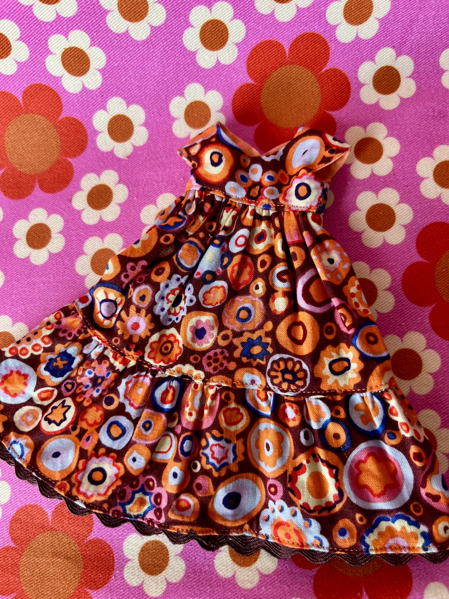 Paperweight Hippie Orange/Brown Dress for Blythe Doll