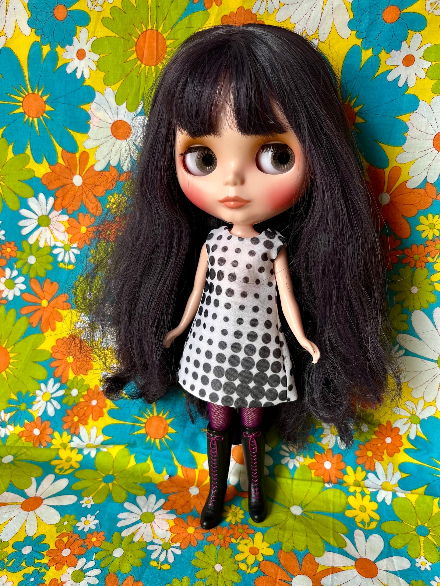 Cilla Mod Op Art Sleeveless Shift dress & Bag