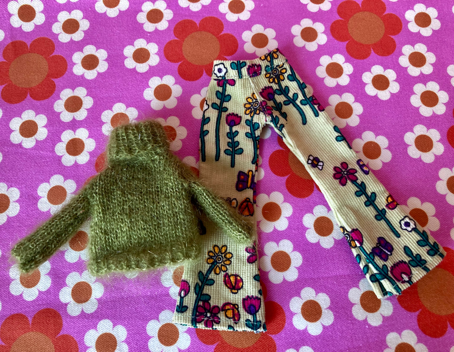 Retro print Corduroy Flared Trousers & Mohair Sweater Set for Blythe Doll