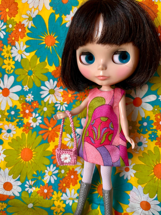 Cilla Mod Sleeveless Shift dress & Bag