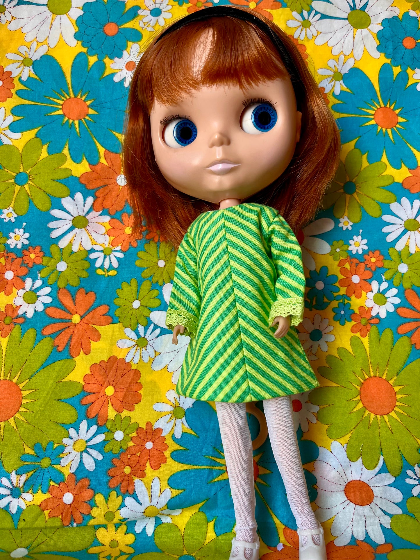 Cilla Mod Chevron Shift dress with sleeves