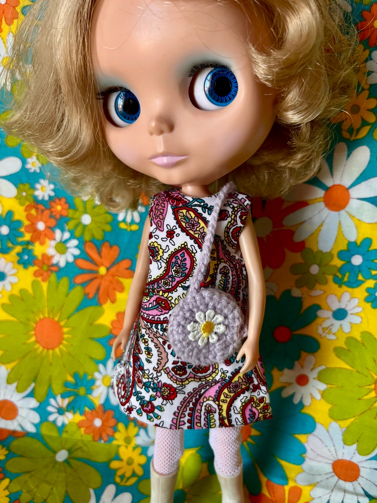 Cilla Mod Sleeveless Shift dress & Bag