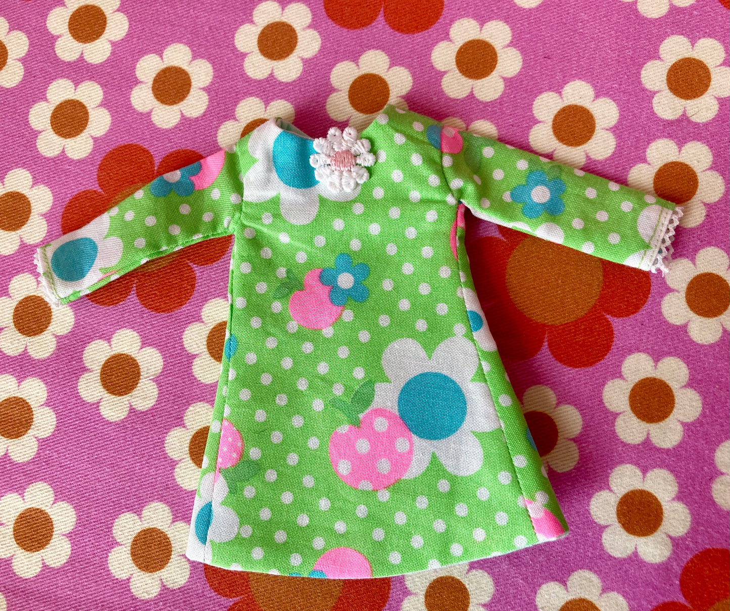 Neon Daisy Mod Shift dress with sleeves