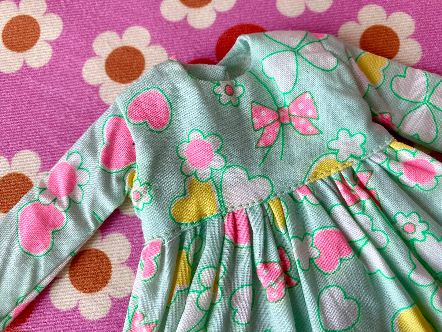 Antique Pink Cute Daisy Clover Dress for Blythe Doll