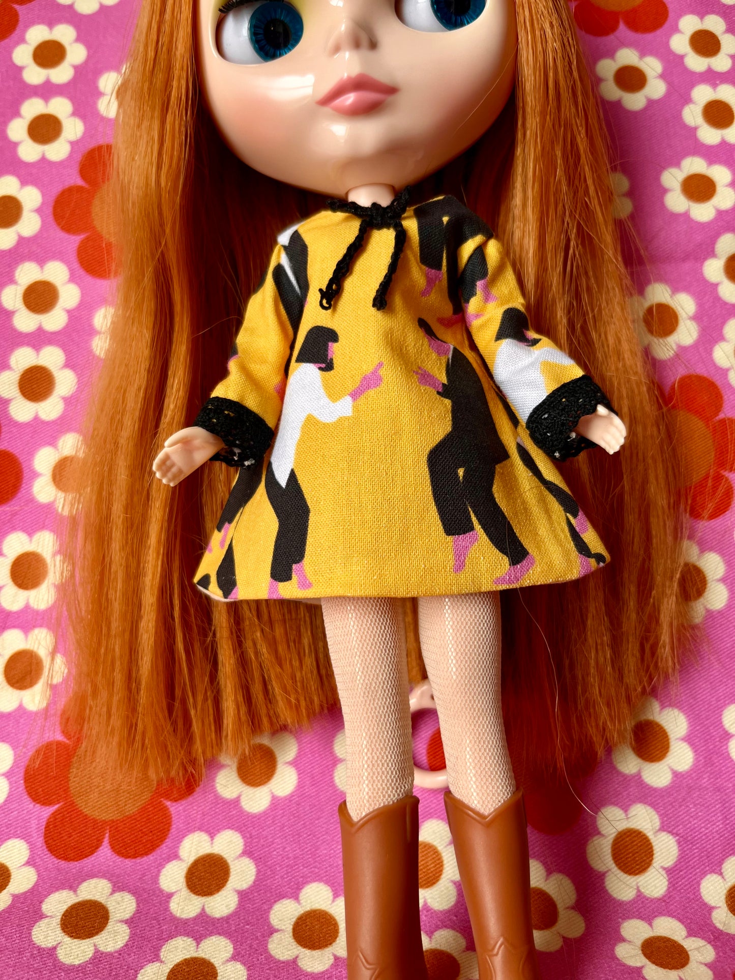 Pulp Fiction Shift dress with Sleeves