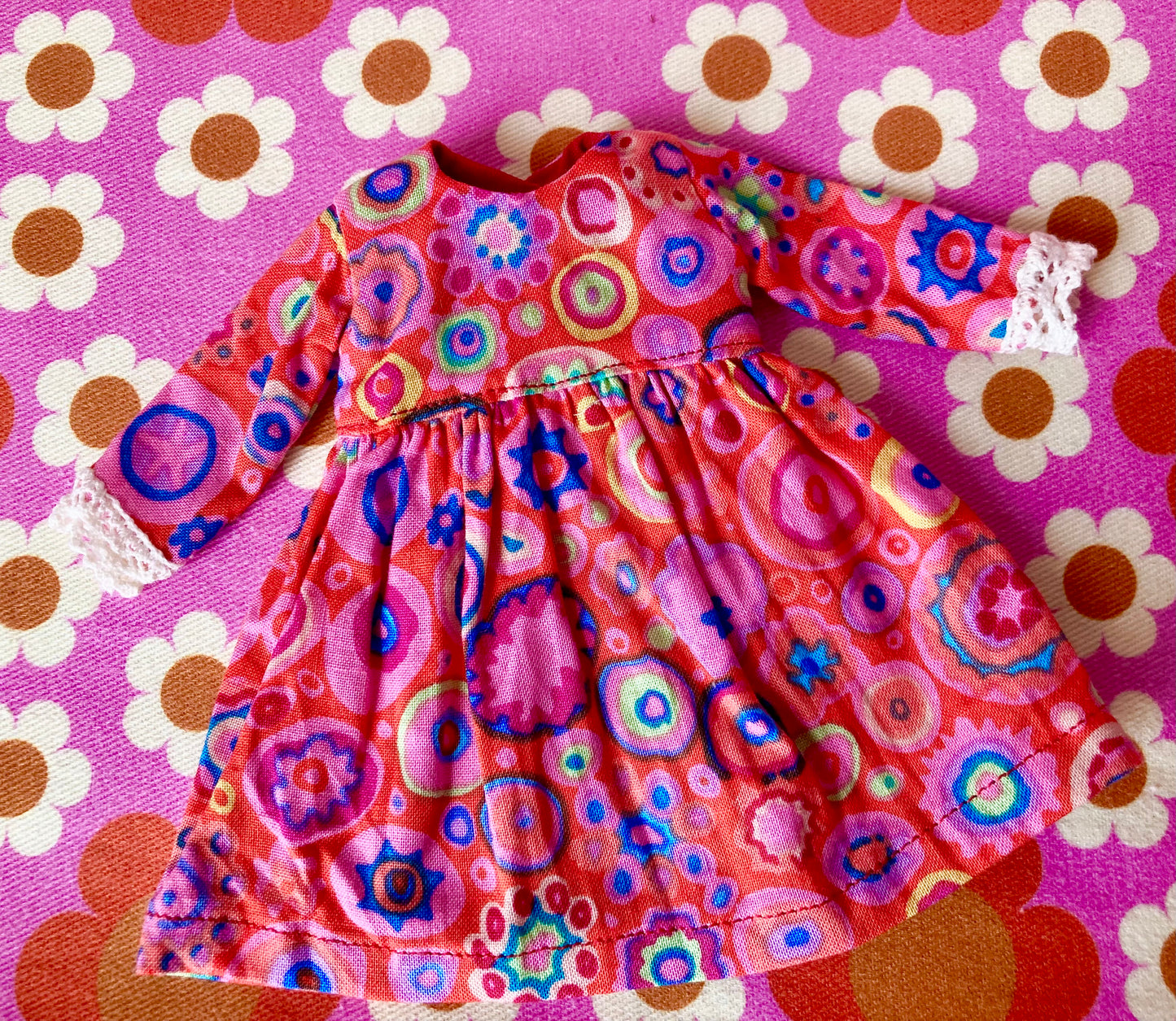 Paperweight Red Long Sleeve Dress for Blythe Doll