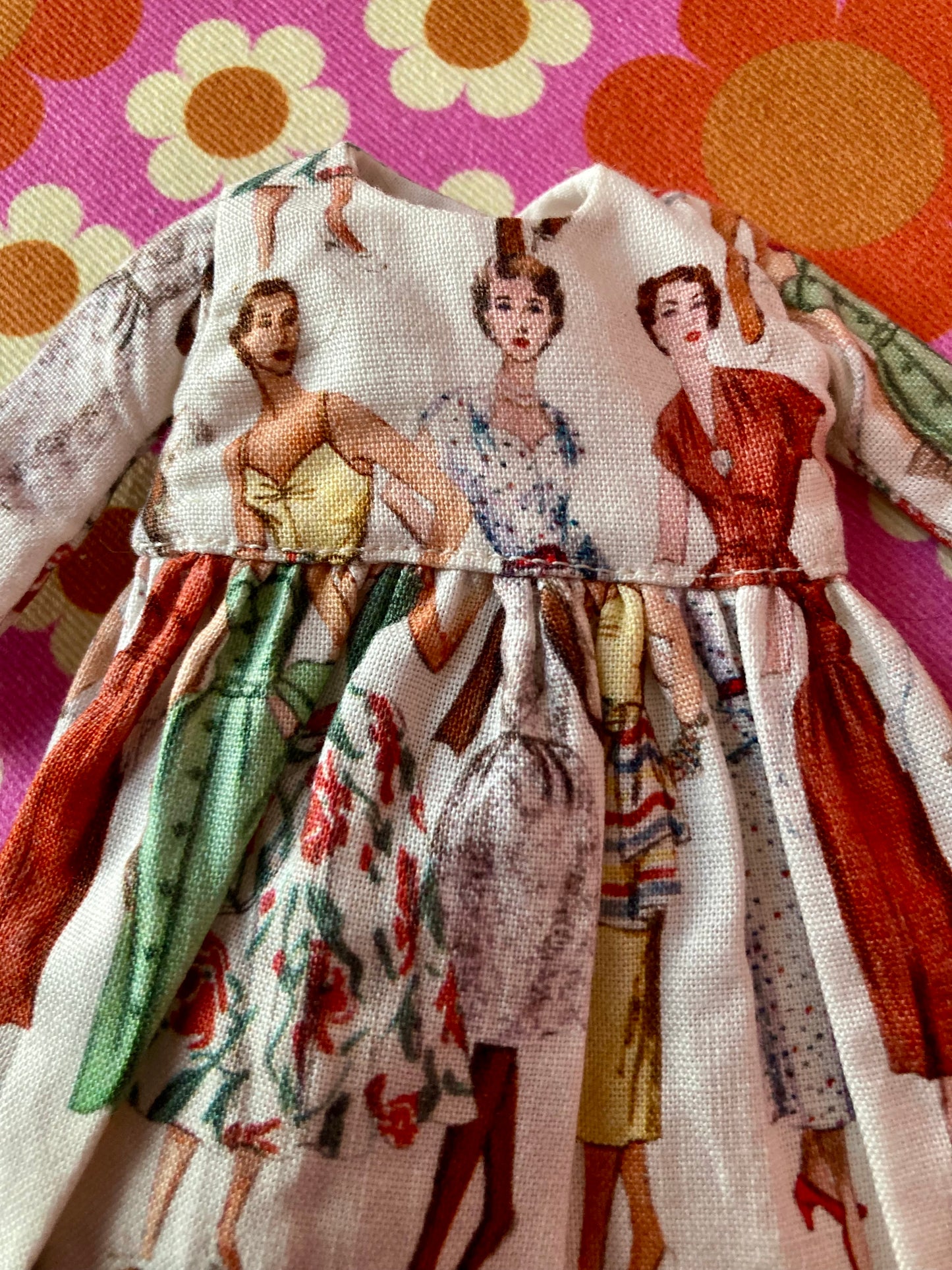 Fashion Print Dress Vintage Illustrations