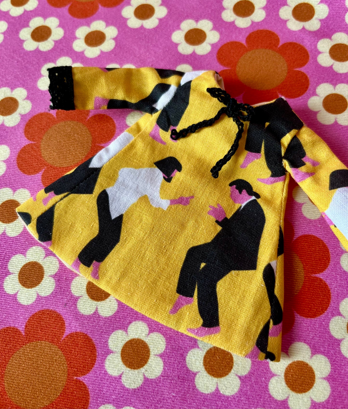 Pulp Fiction Shift dress with Sleeves