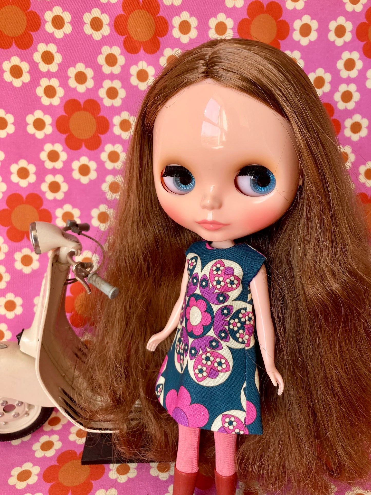 Alice Apple Mod Shift dress