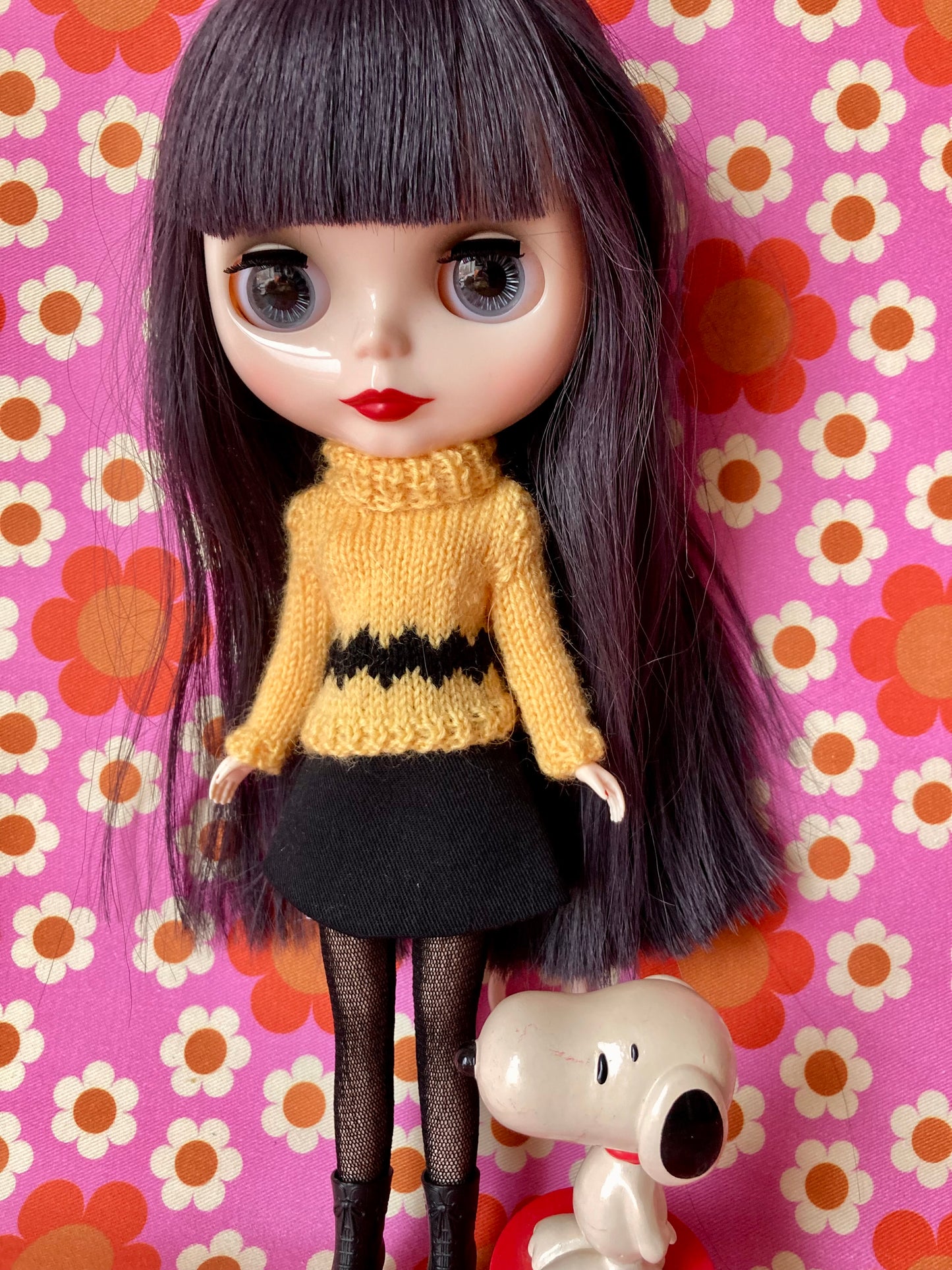 Snoopy Charlie Brown Sweater & Skirt set