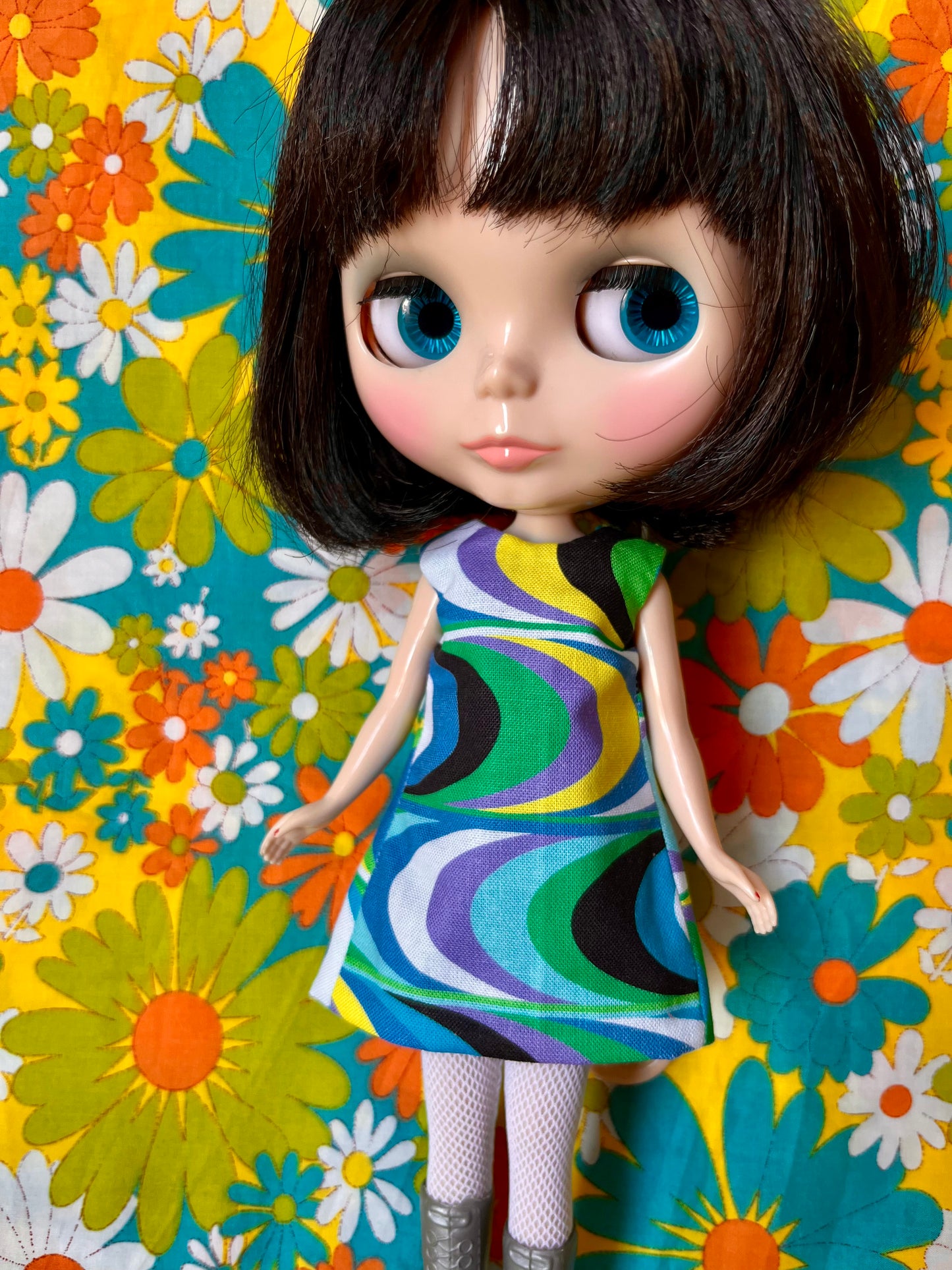 Cilla Mod Sleeveless Shift dress & Bag