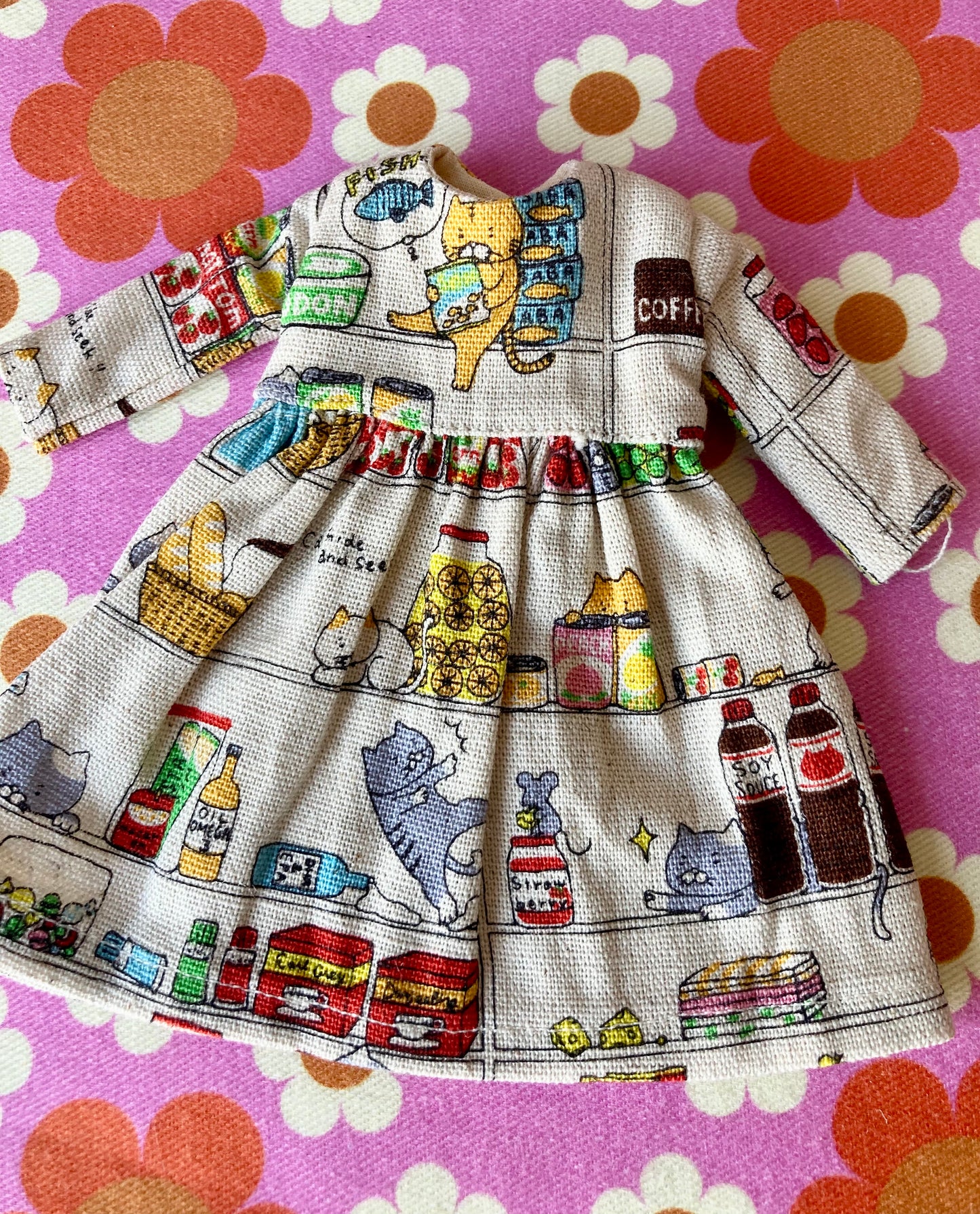 Greedy Sushi Cat Japanese Print Happy Dress for Blythe Doll