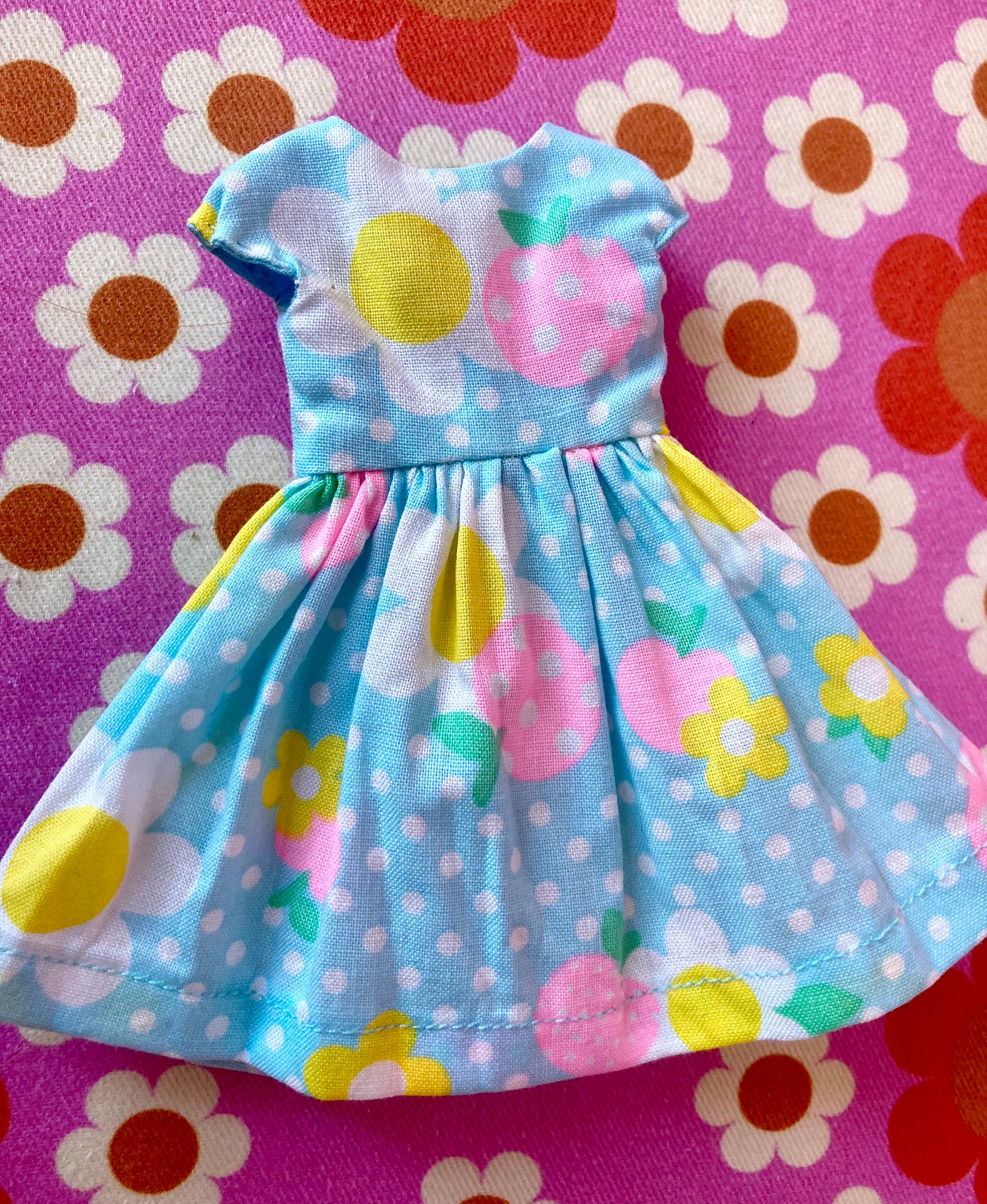 Blue Daisy Cap Sleeve Dress for Blythe Dollar
