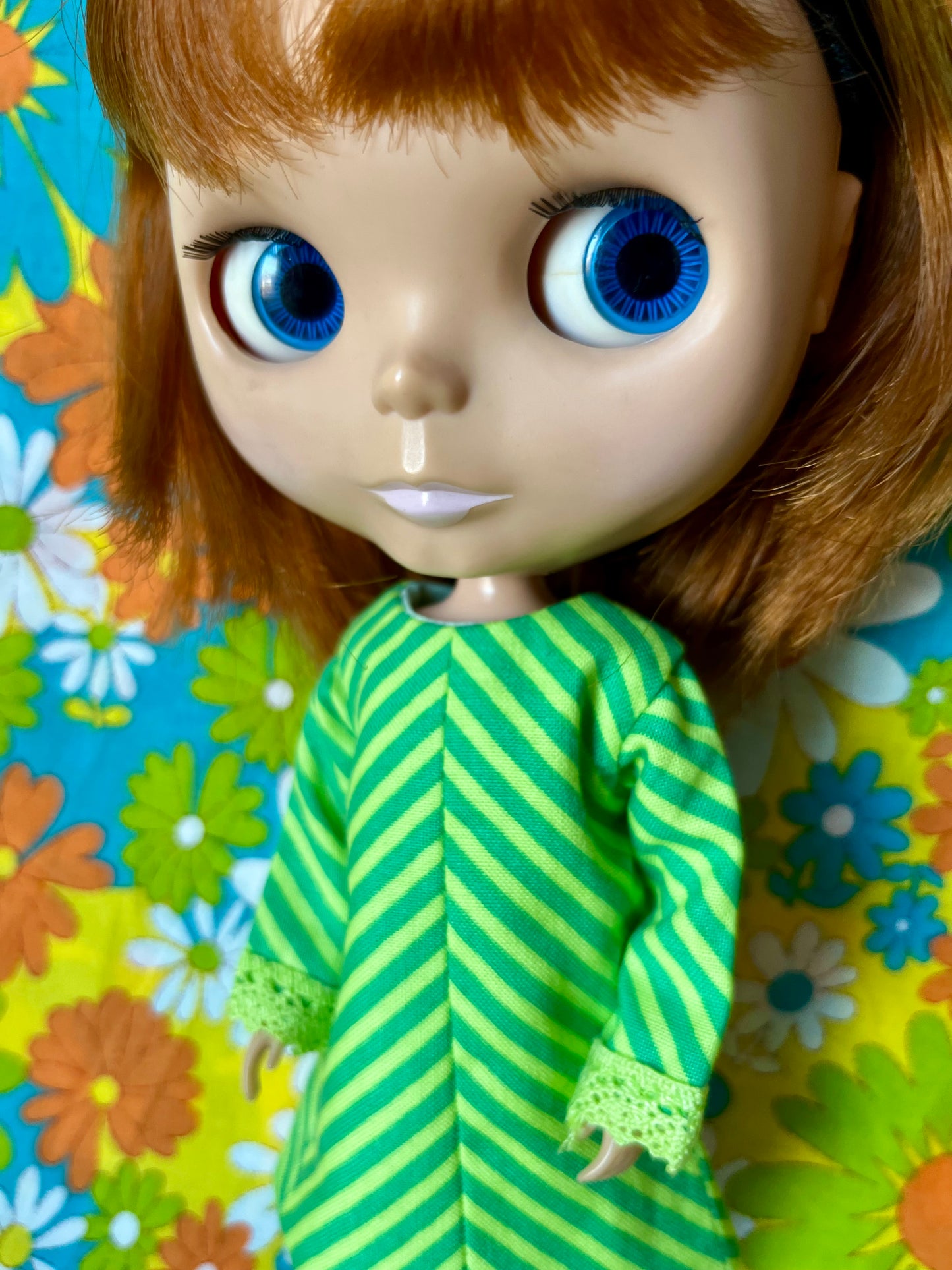 Cilla Mod Chevron Shift dress with sleeves