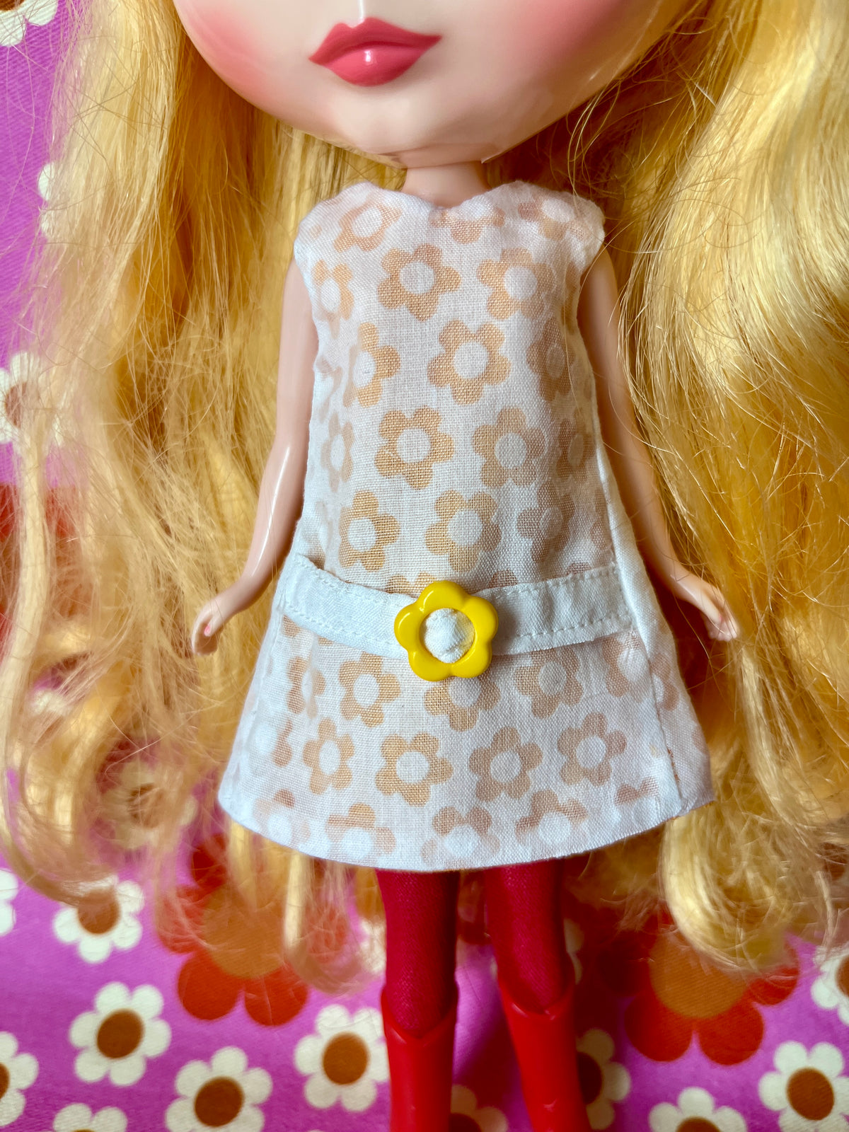 Yellow Daisy Buckle Mod Cilla Shift dress