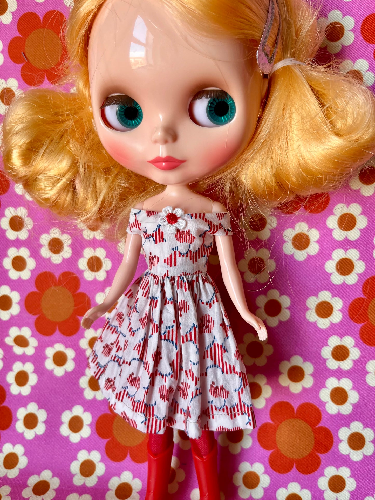 Liberty Off shoulder Sleeve Dress for Blythe Doll