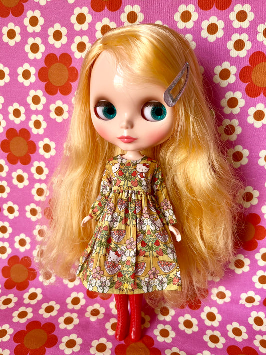 Hello Kitty Liberty Limited Edition Dress for Blythe Doll