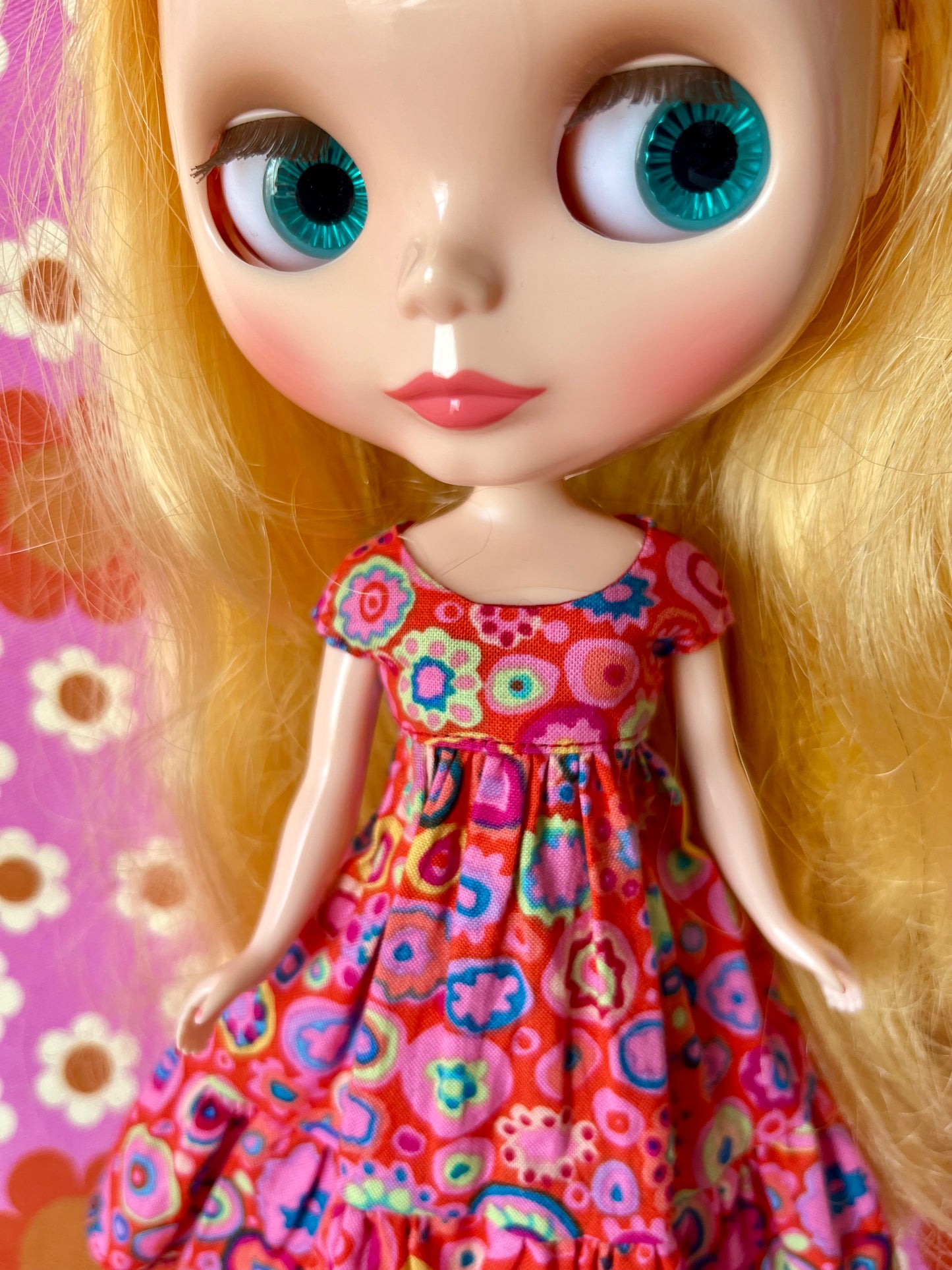 Paperweight  Hippie Red Dress for Blythe Doll