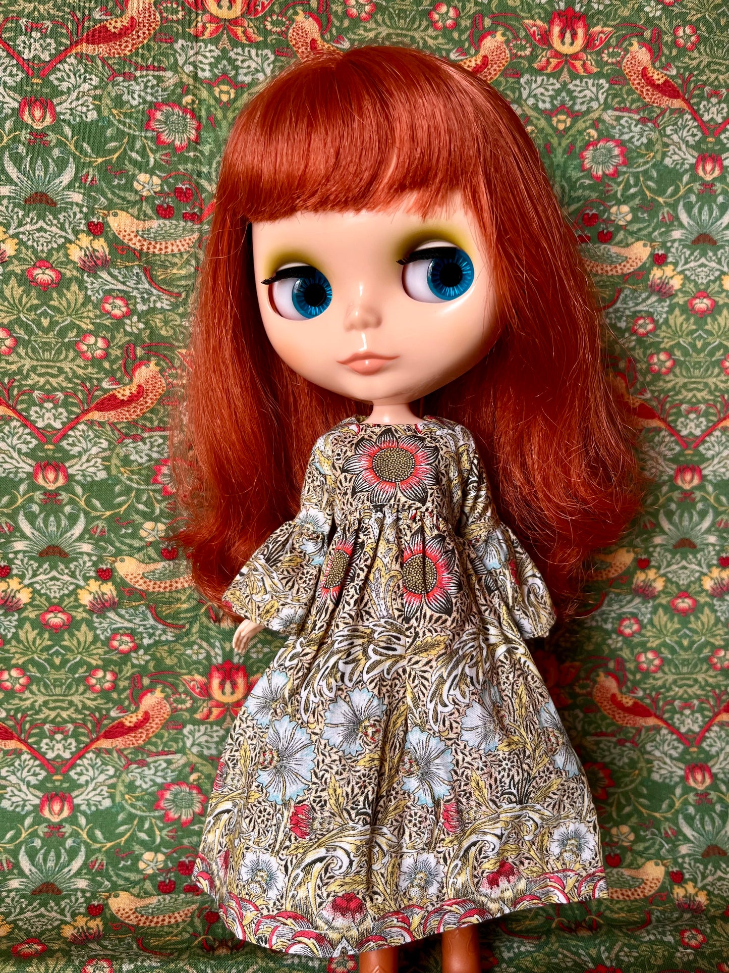 William Morris Frill Sleeve Long Dress for Blythe Doll