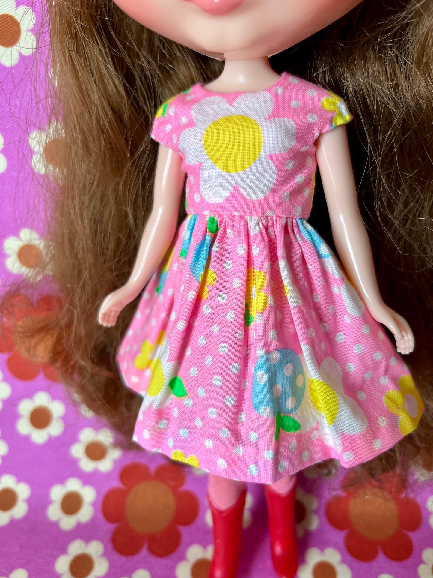 Pink Neon Daisy Cap Sleeve Dress for Blythe Doll