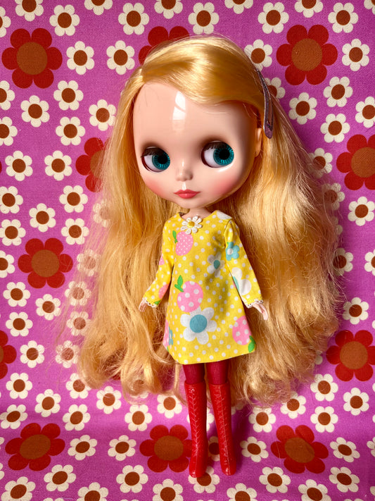 Yellow Neon Daisy Mod Shift dress with sleeves