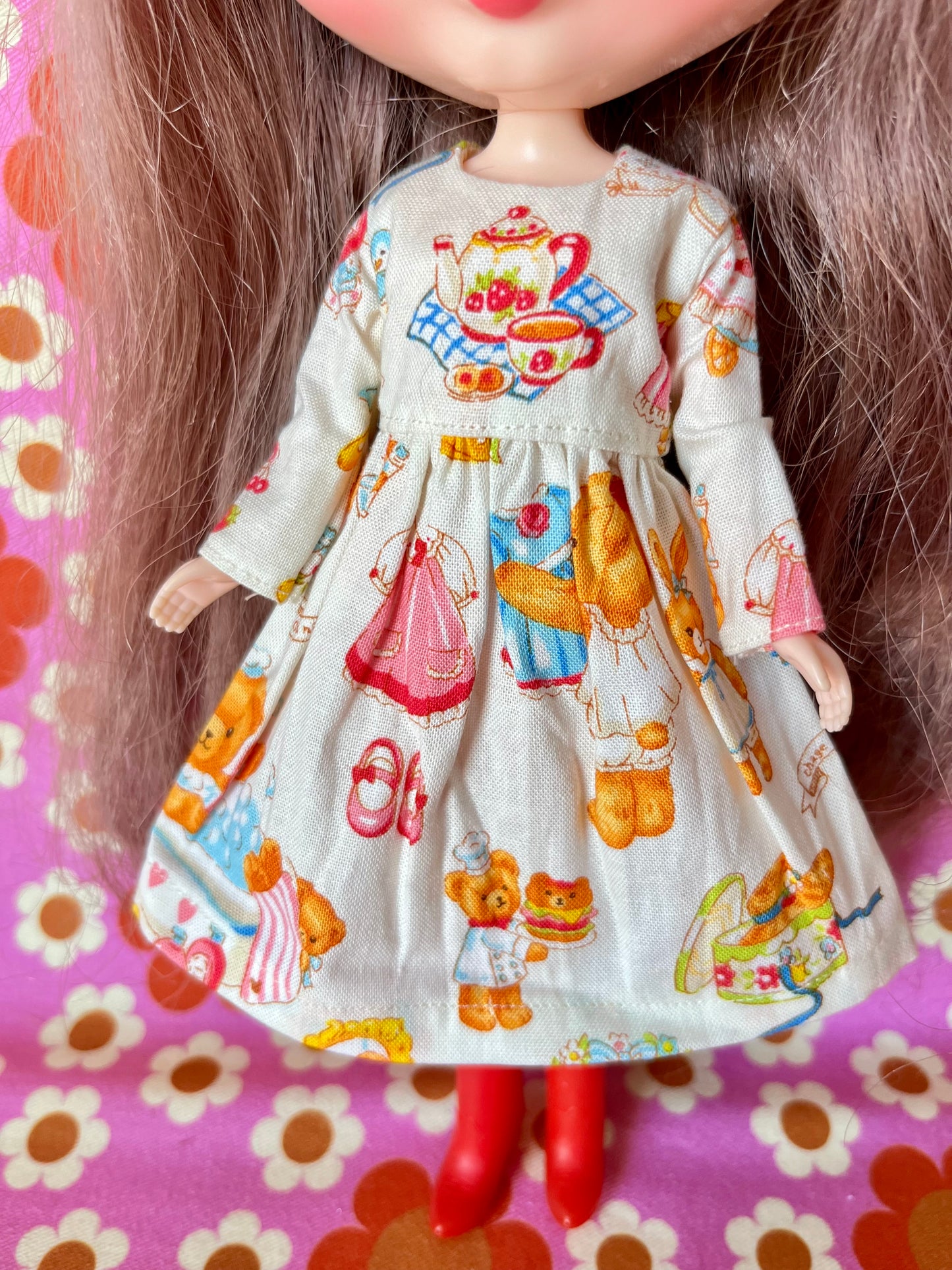 Cream Teddy Picnic Dress for Blythe Doll