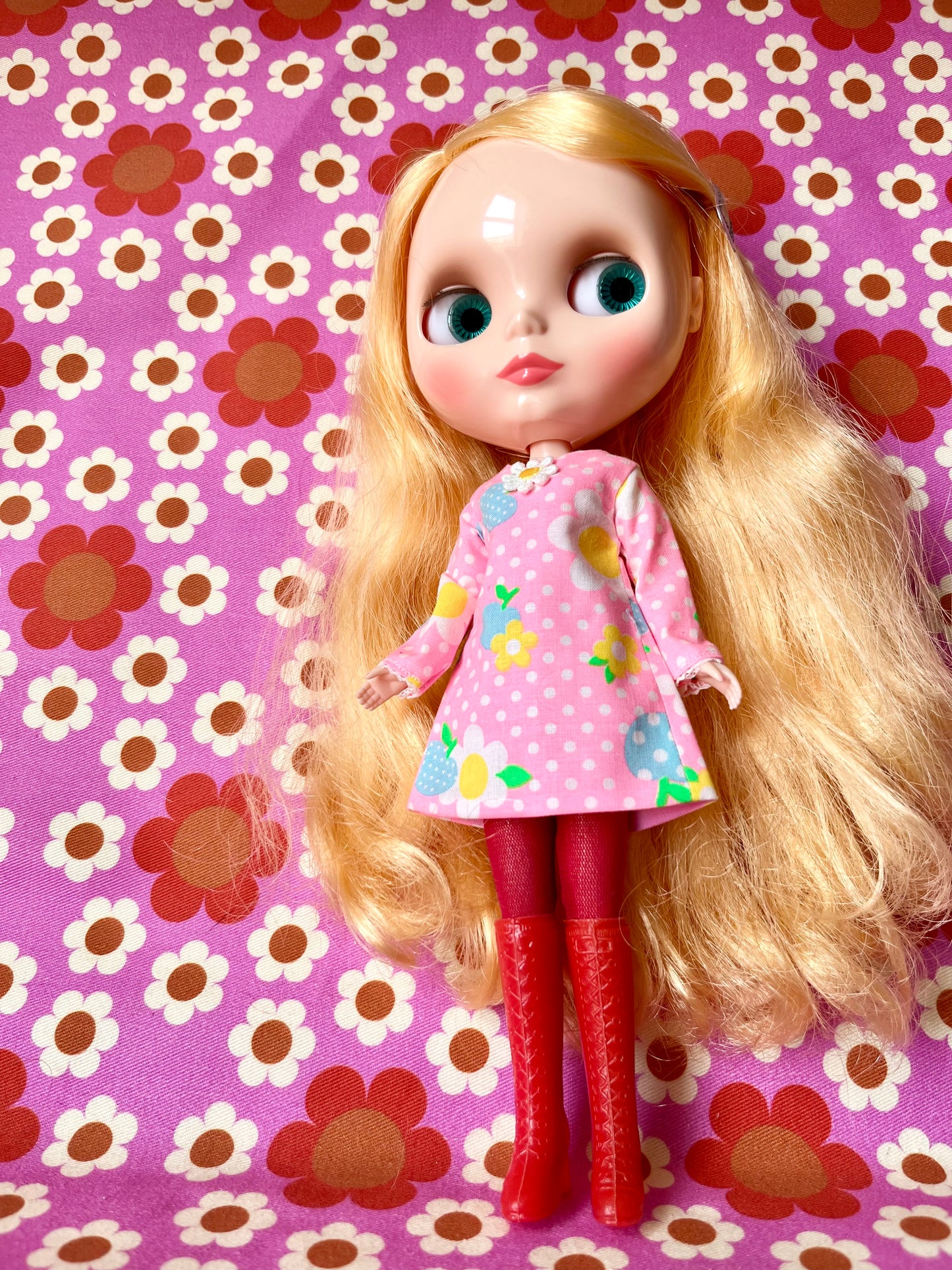 Pink Neon Daisy Mod Shift dress with sleeves