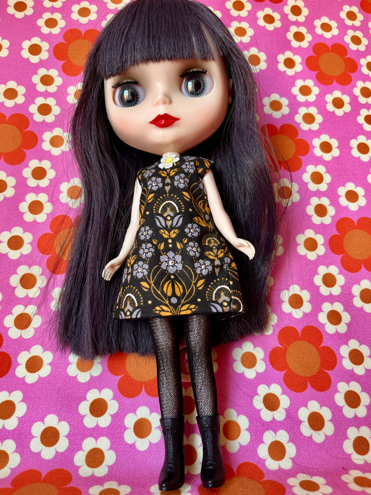 Victorian Print Mod Cilla Shift dress