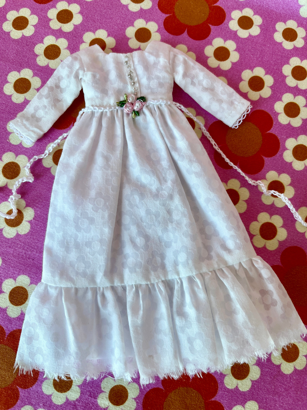 Long White Maypole Dress for Blythe Doll