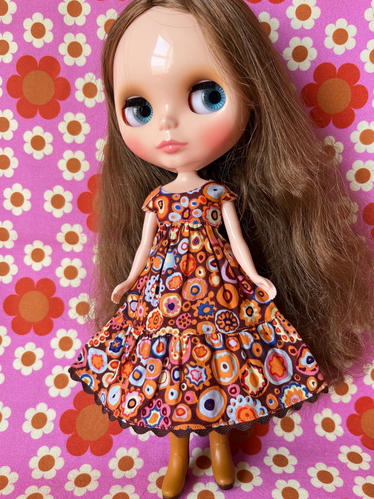 Paperweight  Hippie Orange/Brown Dress for Blythe Doll
