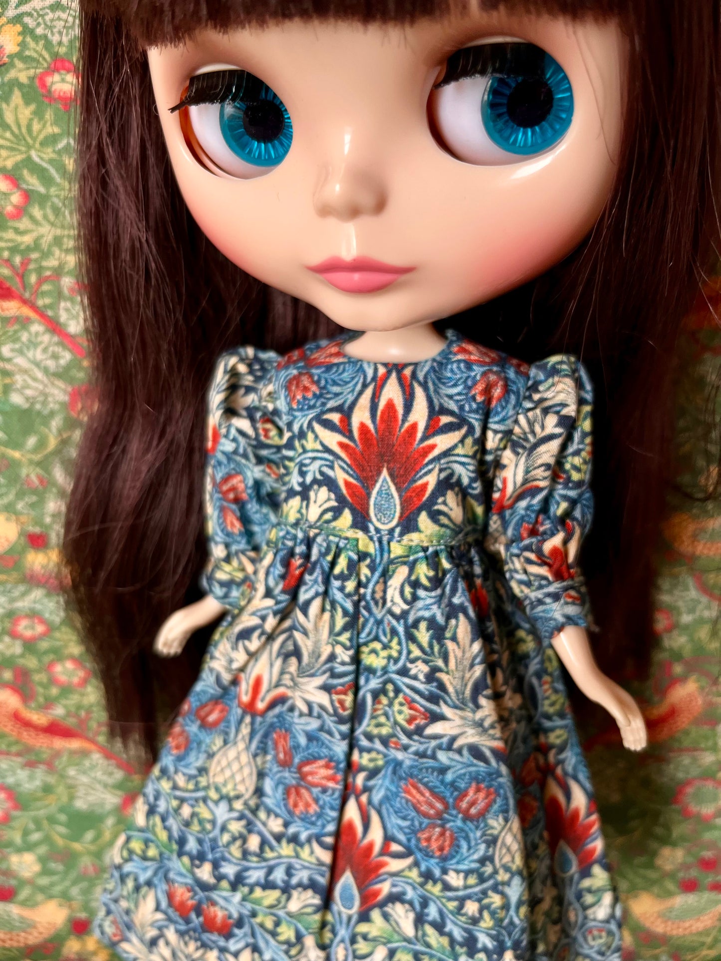 William Morris Gathered Sleeve Long Dress for Blythe Doll