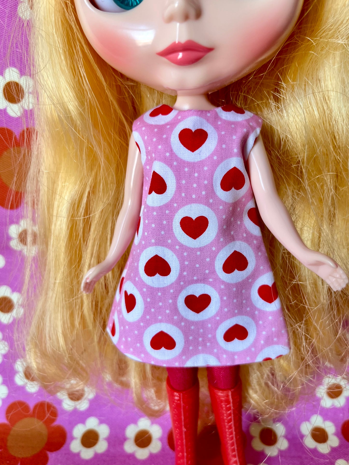 Valentine Liberty Floral Motif Sleeveless Shift dress & Bag