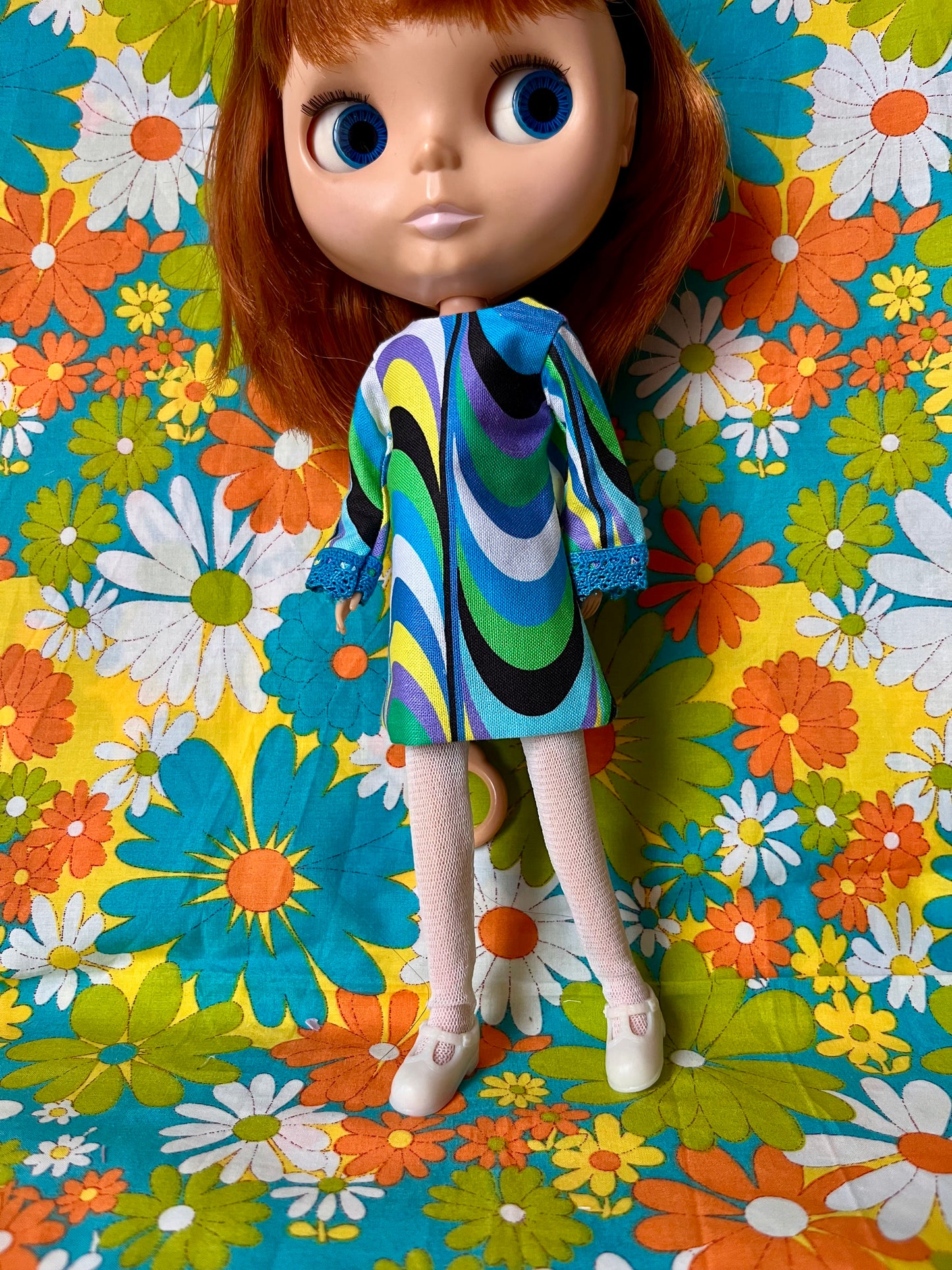 Cilla Mod Pucci Shift dress with sleeves