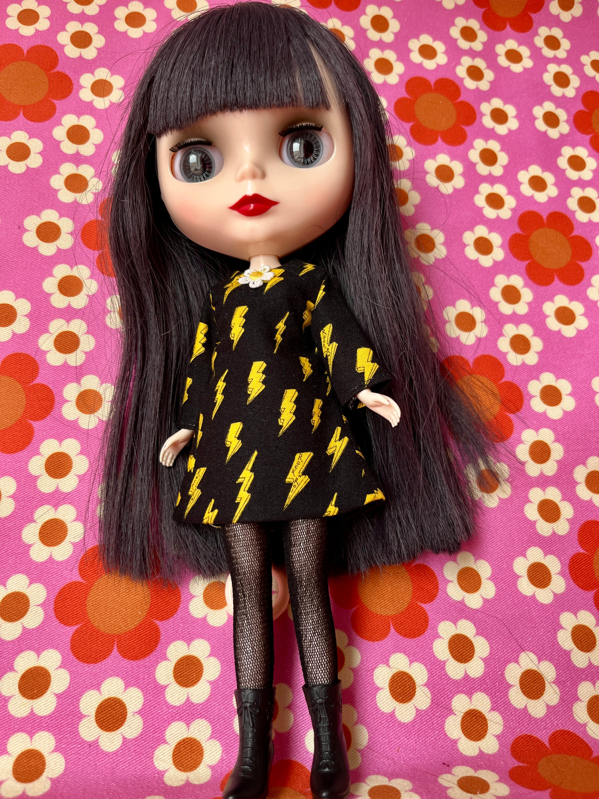 Lightning Print Mod Cilla Shift dress with Sleeves