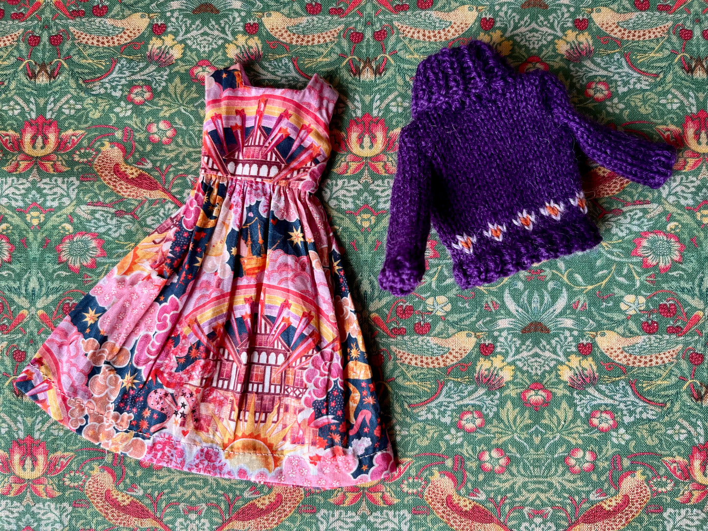 Liberty Dress & Daisy Sweater Set for Blythe Doll