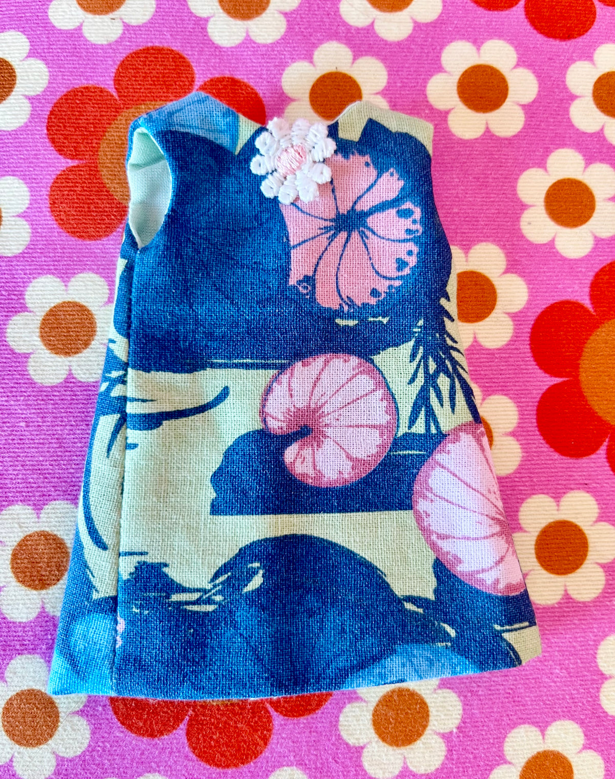 Monet Water lily Print Mod Cilla Shift dress