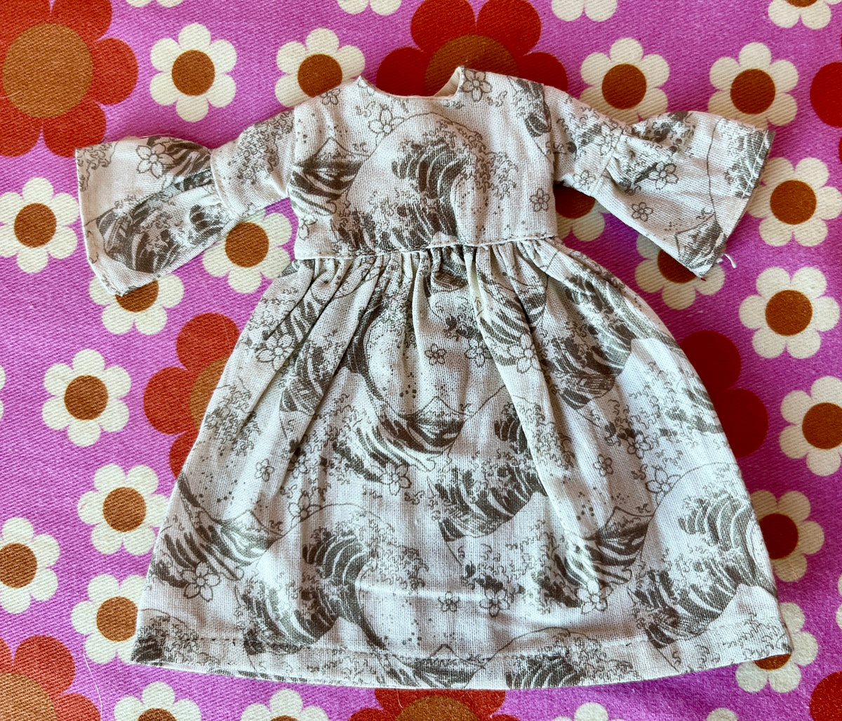 Hokusai Frill Sleeve Long Dress for Blythe Doll