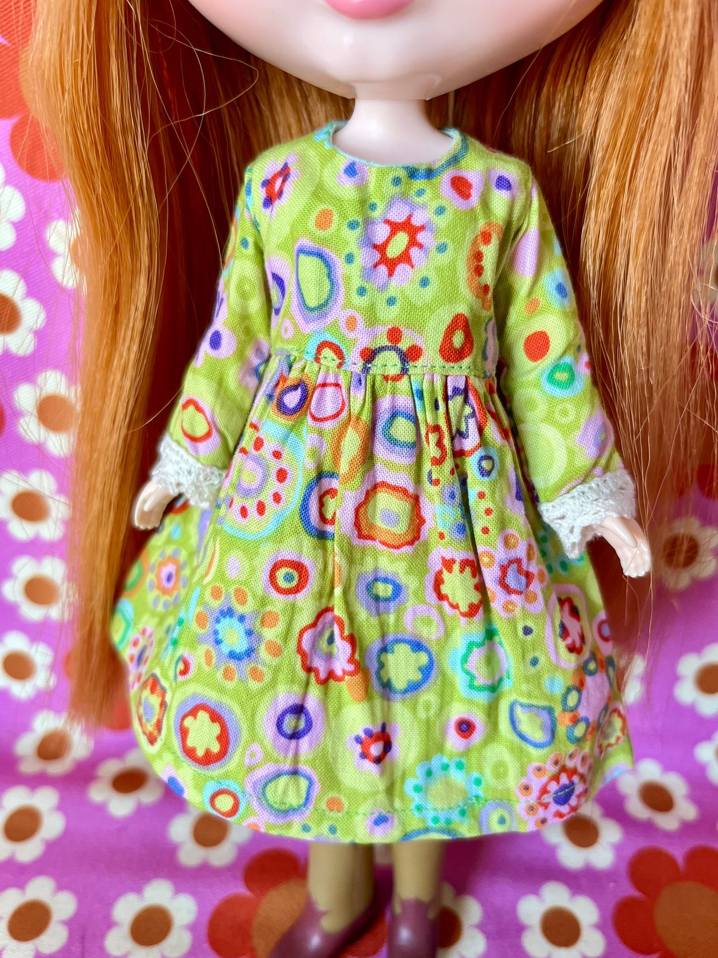 Sale Paperweight Green Long Sleeve Dress for Blythe Doll