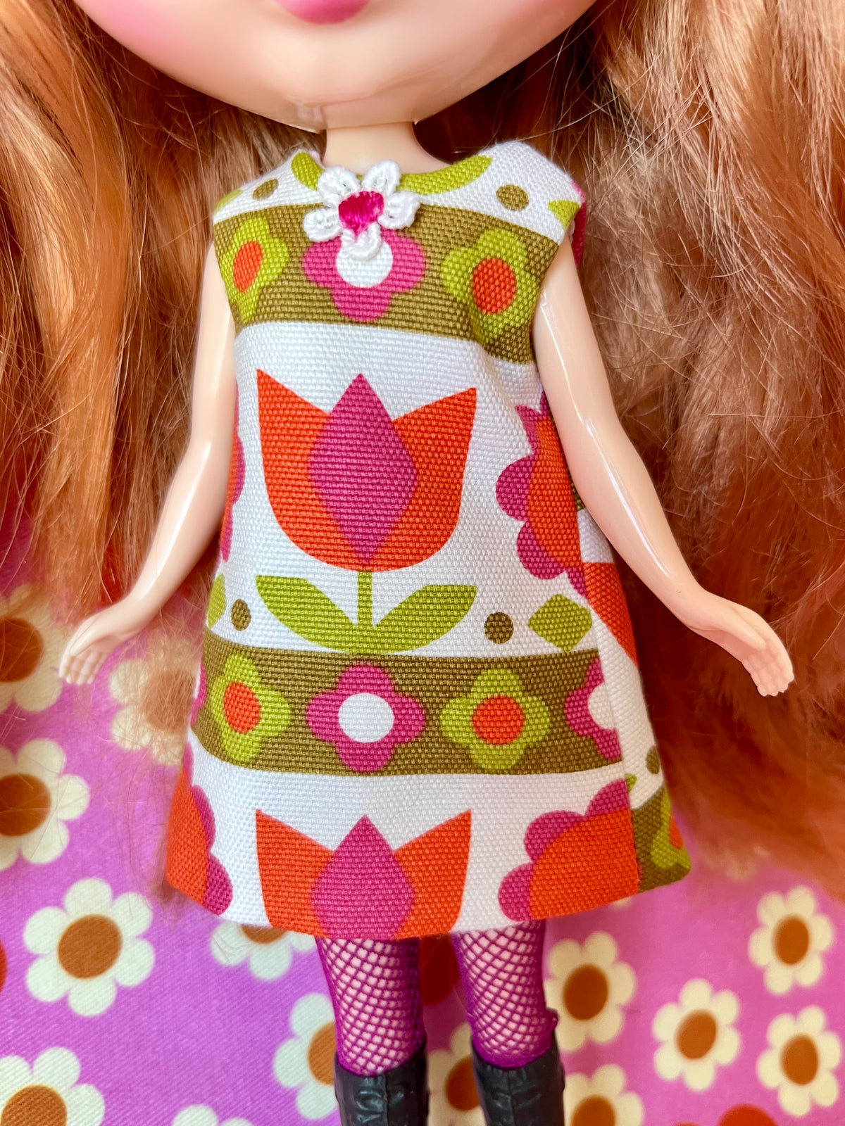 Mod Daisy Cilla Shift dress