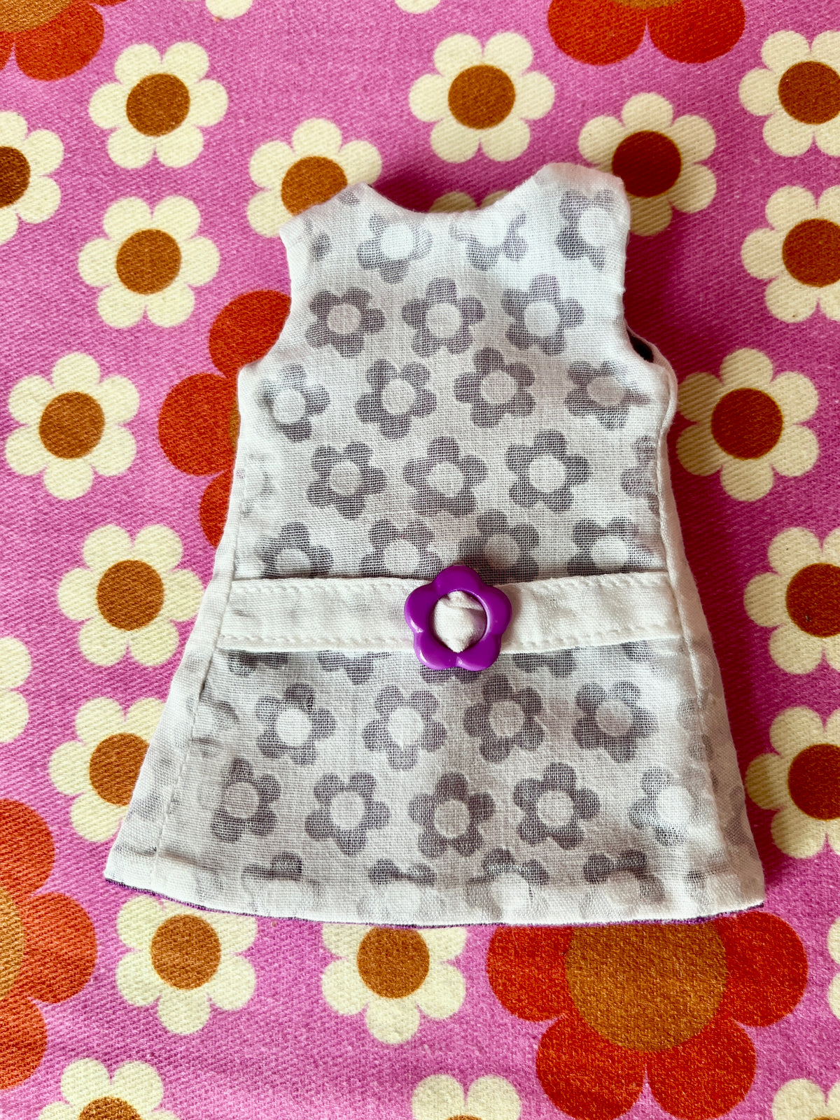 Purple Daisy Buckle Mod Cilla Shift dress