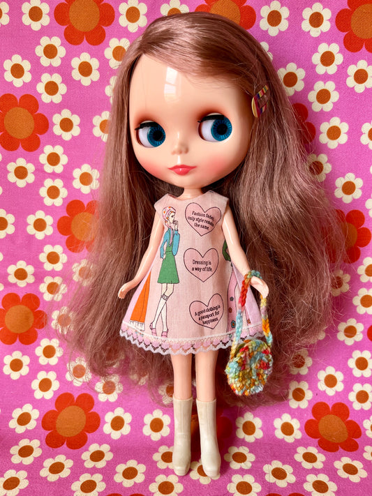 Fashion Print Shift Dress Vintage Illustrations & bag