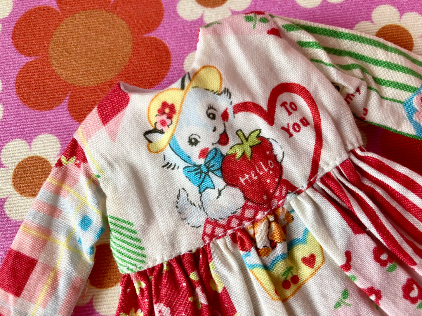 Hello Strawberry Cat Dress for Blythe Doll