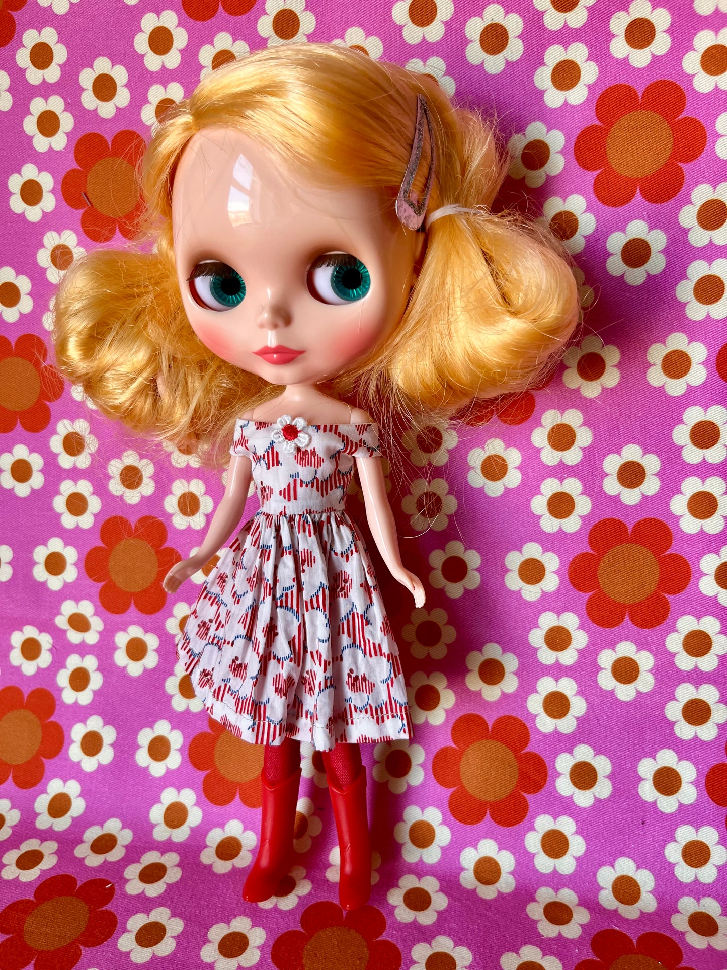 Liberty Off shoulder Sleeve Dress for Blythe Doll