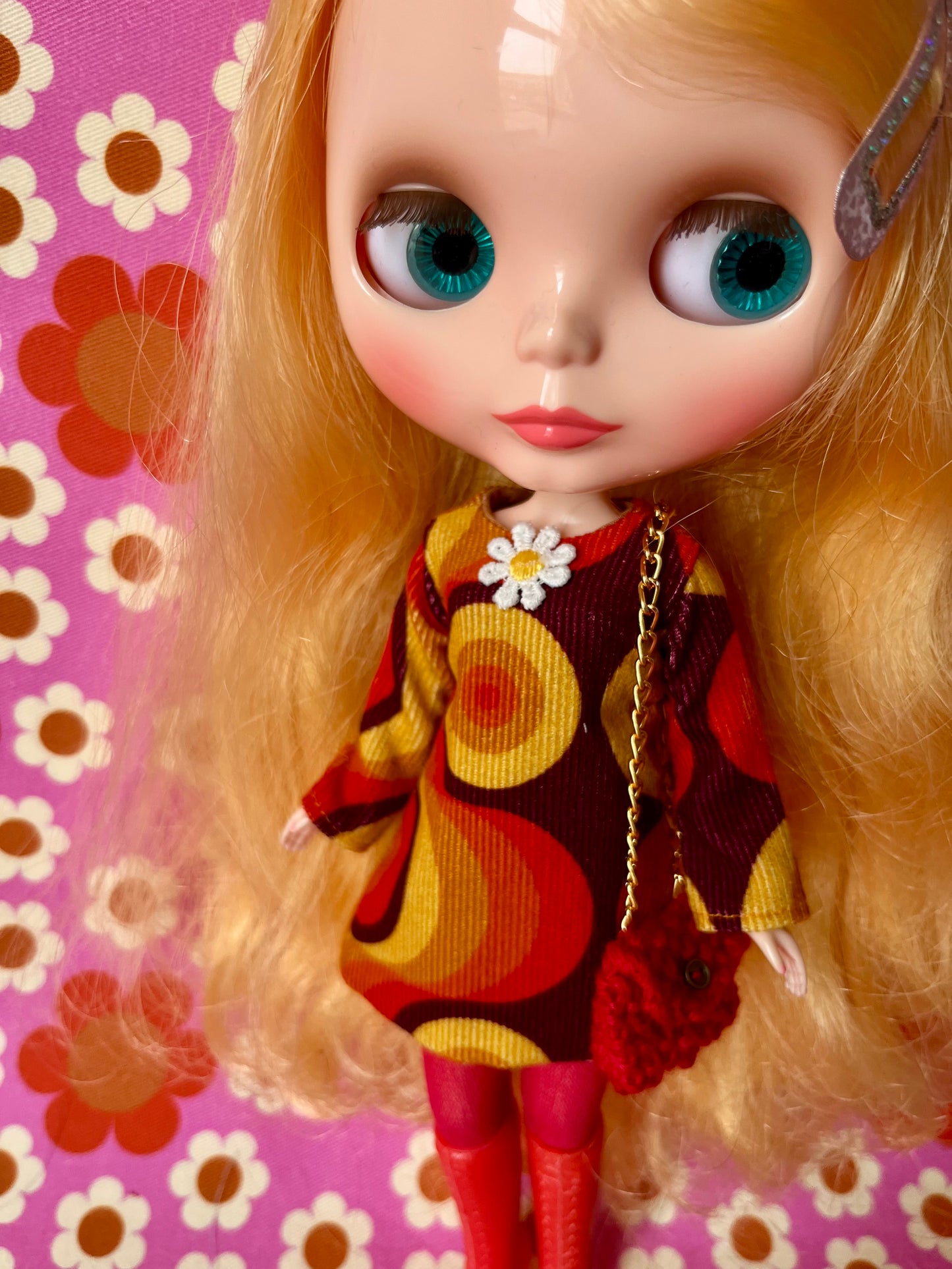 Seventies Corduroy Shift dress with sleeves & Bag which opens