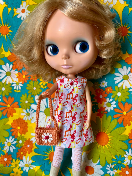 Cilla Mod Sleeveless Shift dress & Bag