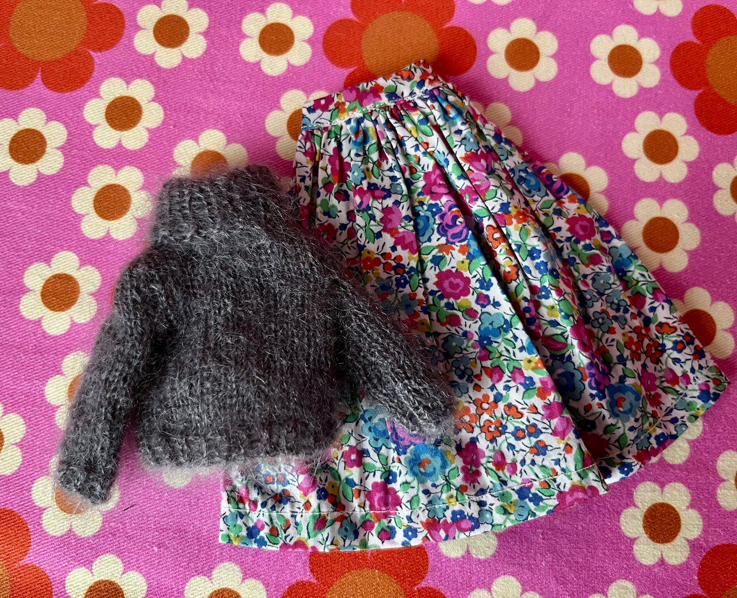 Liberty Skirt & Mohair Sweater Set for Blythe Doll